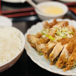 中華居酒屋料理 餃子屋 - 油淋鶏定食