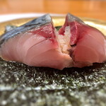 日本ばし さく間 - 鯖のにぎり鮨 （冬のサバは身が締まってて脂が美味い！）
