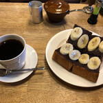 Tougenkyou - ブレンドコーヒーとチョコバナナトースト