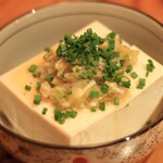 Cold tofu with green onion salt sauce