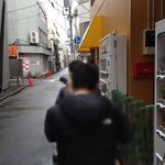 ラーメン二郎 - 6番目の背中