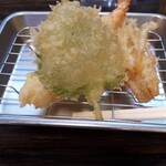 天ぷら食堂 若鷹 - 海老、大葉、えのき