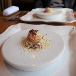 ル レストラン - ★突き出し（アミューズ）豚に金柑、フォアグラシャーベットかけ