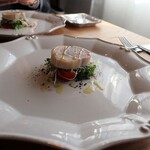 ル レストラン - ★前菜（二品目）下に菜の花や生マッシュルーム、上に豚チキンの　