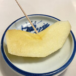 kyuushuura-mennagasakichamponkirishima - デザートのリンゴ