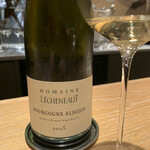 マンサルヴァ - こちら、味見のアリゴテ。こちらも、アリゴテとは思えない奥行き。流石のレシュノー。