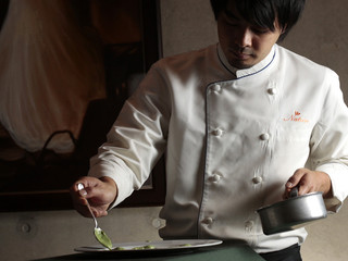 Furenchire sutoranna churu - 美味しい料理を追及する為に、日々勉強は欠かせません。