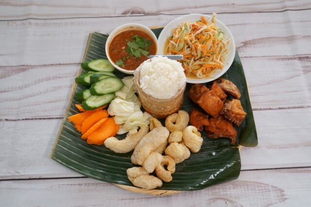 ノング インレイ （Nong Inlay） - 高田馬場/東南アジア料理 | 食べログ