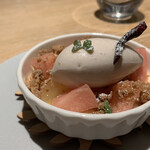 マンサルヴァ - これまた秀逸ドルチェ。温かいタルトタタンにバニラアイスを乗せるような、コントラストの再構築とも言えますね。ゼリーなどの食感のバリエーションで、より豊かで絶品。