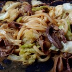 Kei Chan Ton Chan Shin - 〆の焼きうどんを作りませう。