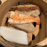 Sushi Sake Sakana Sugitama - 欲張りなシュウマイ3種盛り　¥399