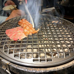 焼肉ホルモン 風土. - クルクルっと丸めて