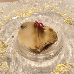 新宿 鮨 よこ田 - 蒸し鮑の小丼