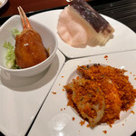 中国料理 カリュウ(ヨコハマ グランド インターコンチネンタル ホテル) - 北京ダックと蟹爪すり身揚げ　甘酢ソース　シュリンプのスパシーソース　　2021.11