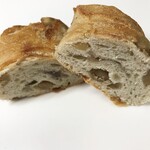 164549780 - 栗のパン(断面）