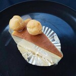 パティスリー マツヤ - スフレチーズケーキ