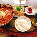 三宝亭  - 酸辣湯麺・唐揚げセット