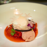 CANNA - 2021.12 柚子風味のウフアラネージュ イチゴとトマトのソルベ