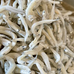 カネヒデ小林商店 - しらすプリップリ！アップにすると違いがよくわかります