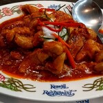 タイ国料理 ゲウチャイ - 鶏肉のパネーンカレー(No.985)
