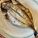 カネヒデ小林商店 - 翌朝の鯵の干物ちゃん　身から弱火でじっくりが基本です