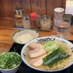 中華蕎麦 春馬 - ご飯半分でーす