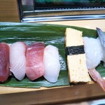 魚がし寿司 - ランチにぎり寿司 990円(税込)(2021年12月2日撮影)