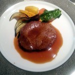 レストランブレ - 牛ヒレ肉のステーキ