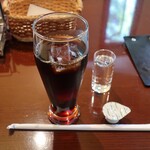 ラ・ファミーユ - ランチサービスのコーヒー。