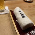 鮨 十兵衛 - やってきたその期待感を高めてくれるおしぼりの店名