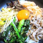 眞味食品 - ナムルでビビンパ作ってみた