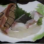 旬魚 たつみ - 松葉がに入り刺身盛合せ