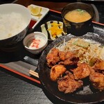 Yakiniku Torahachi - から揚げ定食（ご飯大）