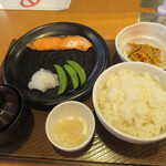 GUSTO - 焼鮭定食