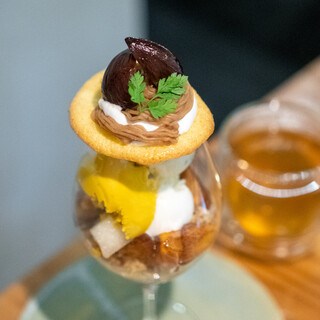 浅煎りコーヒーと自然派ワイン Typica_0