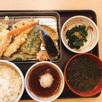 天丼 天ぷら本舗 さん天 - 