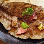 OSTERIA SELVAGGINA - 猪の生ハムとナズナのサラダ ・広島・大三島産猪のボリート ・エゾ鹿のテリーヌ、自家製マスタード ・鶏のレバーベースト 