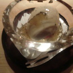 麻布 かどわき - 水菓子　いちごの上にチーズとトリュフ