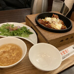 広東炒飯店 - 中華石焼焼飯定食のチーズダッカルビ