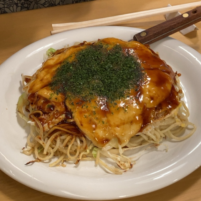 ひろしま鉄ちゃん　お好み焼き>