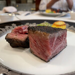 神戸牛炉釜炭焼ステーキ銀座一宮 - 