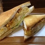 カリーナ - オムレツ、焼きサンドで