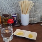 濃厚鶏白湯タンメン まつ井 - 卓上調味料