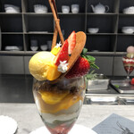 ASAKO IWAYANAGI SALON DE THE - パルフェビジュー ® マングゥー フレーズ