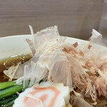 中華そば 深緑 - 削りたての指宿産本枯れ節