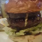 ザ・コーナー ハンバーガー＆サルーン - 