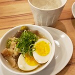 餃子食堂マルケン - もつ煮