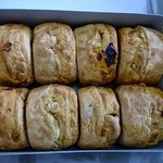 黒4つと白4つで￥1,040