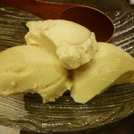 海鮮茶屋 魚吉 - 日本一の極上豆腐 なごり雪450円