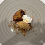 ヴァッカロッサ - りんごのコンポート　キャラメルジェラート